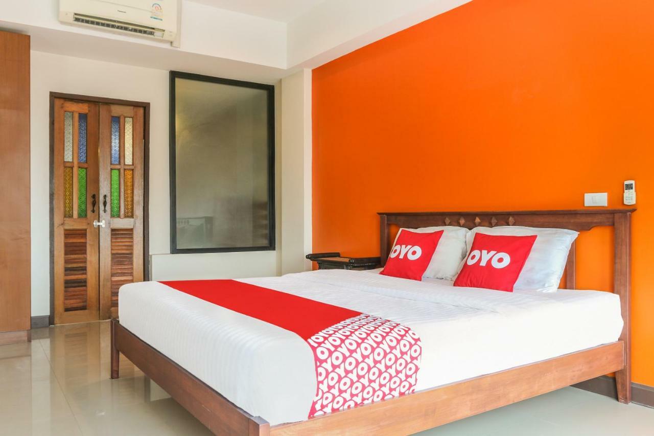 Oyo 233 Sunshine House Hotel Chiang Mai Exterior foto