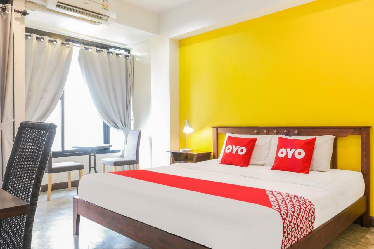 Oyo 233 Sunshine House Hotel Chiang Mai Exterior foto