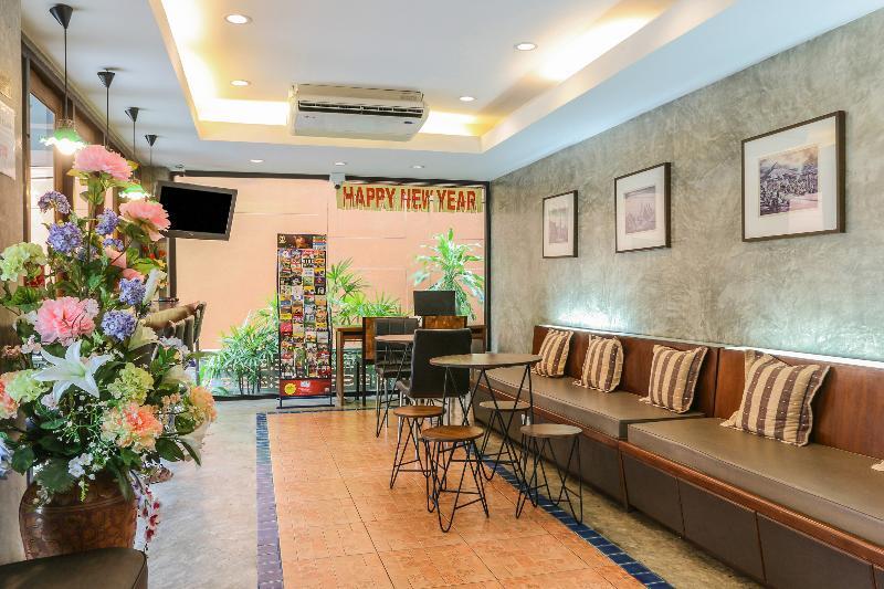 Oyo 233 Sunshine House Hotel Chiang Mai Exterior foto