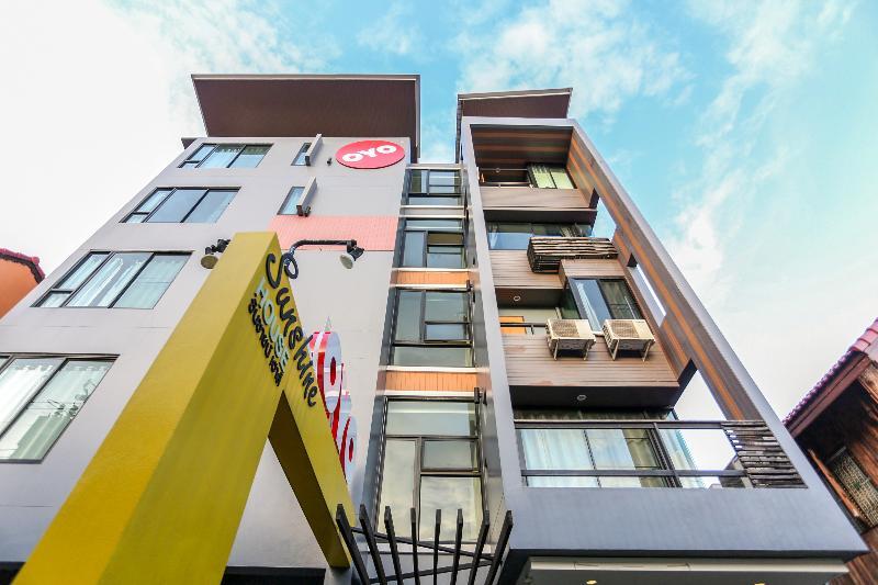Oyo 233 Sunshine House Hotel Chiang Mai Exterior foto