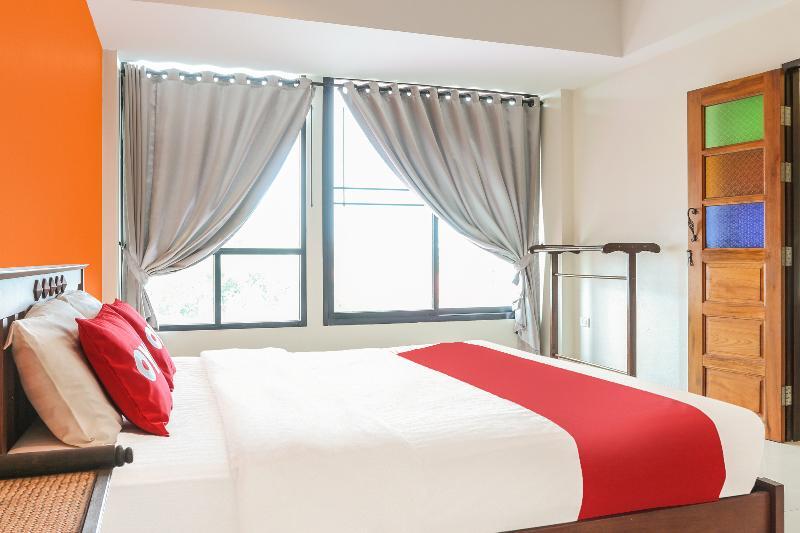 Oyo 233 Sunshine House Hotel Chiang Mai Exterior foto